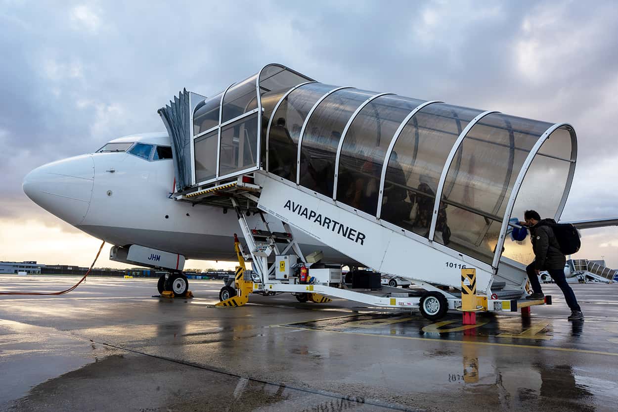 Vliegtuig staat klaar op Rotterdam The Hague Airport